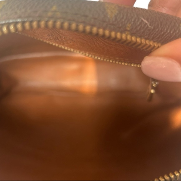 Louis Vuitton Senlis Crossbody Bag Monogram Canvas - Picture 3 of 15